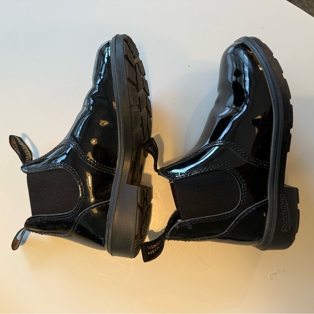 Black Patent Kids Chelsea Boots Blundstone
